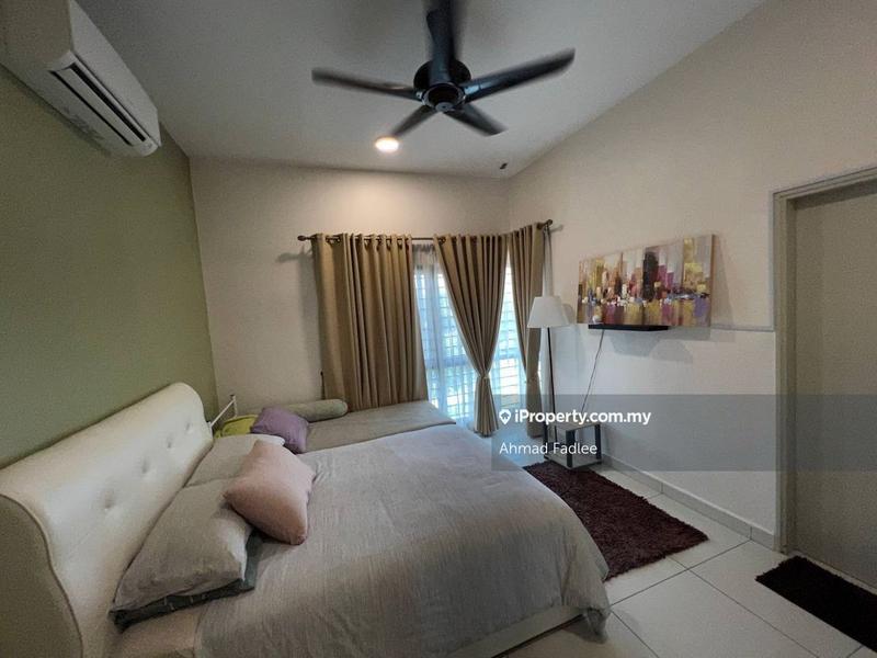 Condominium for Sale in Lake Vista Residence (Tasik Vista Residen) by Ahmad Fadlee - iProperty.com.my