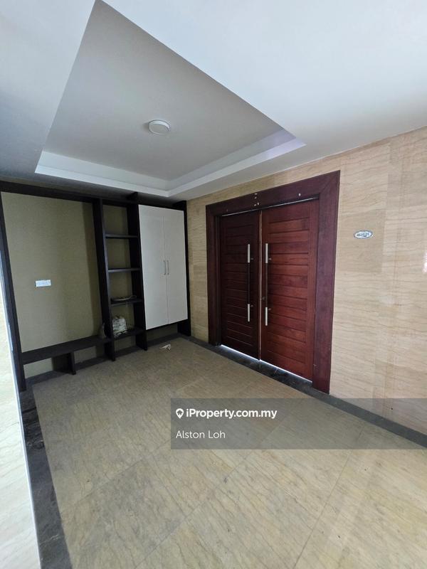 For Sale - H Residence (One Ritz Residence / Kelawai View)