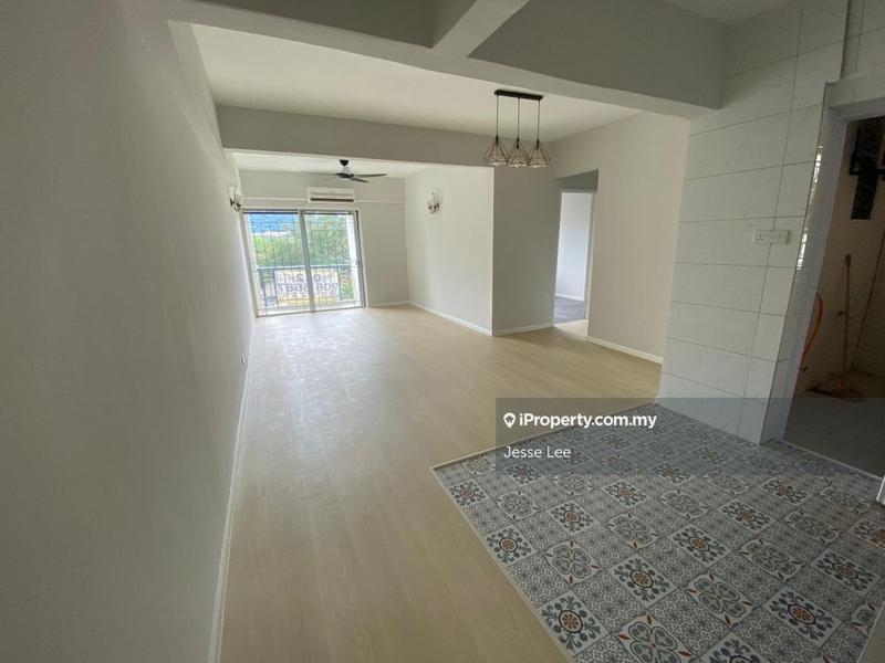 For Sale - Sri Damansara Court