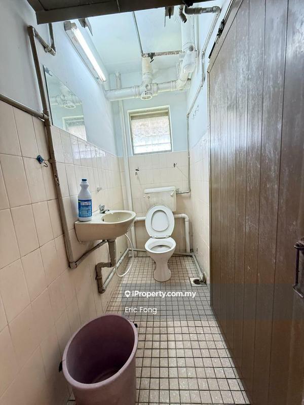 Rumah Flat untuk Dijual di Seksyen 2 Wangsa Maju Flat oleh Eric Fong - Bathroom - iProperty.com.my