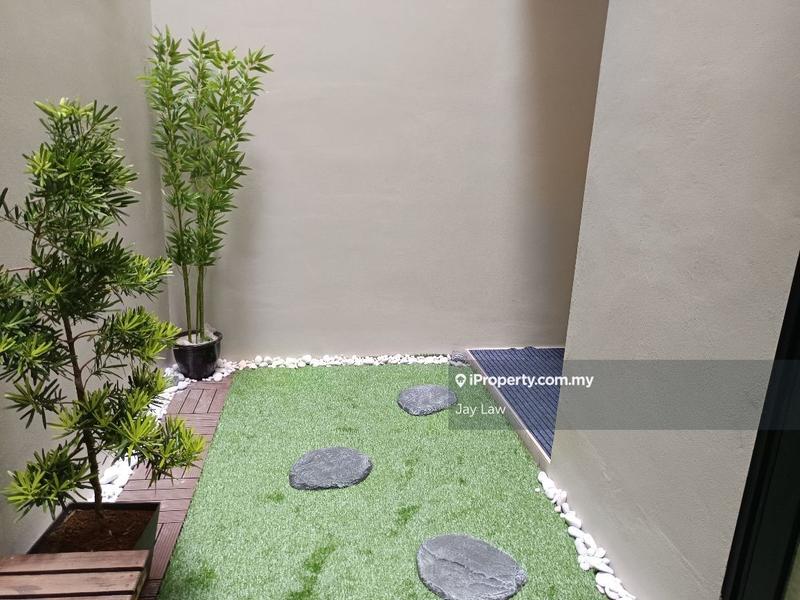Rumah Bandar untuk Dijual di Batu Kawah New Township, Kuching oleh Jay Law - iProperty.com.my