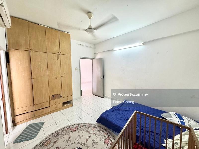 Kediaman Servis untuk Dijual di South City (Perdana Selatan) Block A & B oleh Eldon Chong - iProperty.com.my