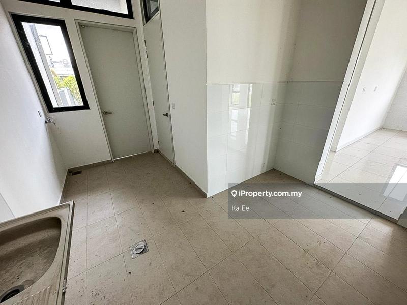Semi-Detached House for Sale in Sungai Buloh, Selangor by Ka Ee - iProperty.com.my