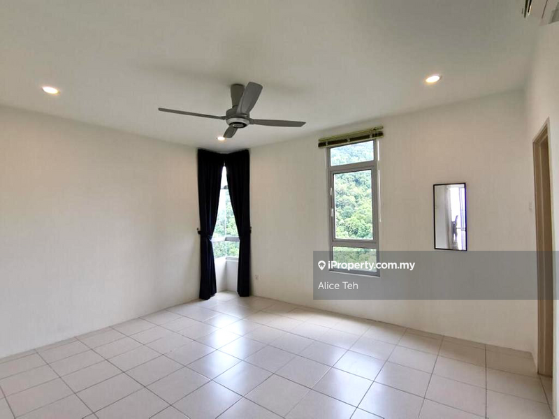 Condominium for Sale in 10 Island Resort by Alice Teh - iProperty.com.my
