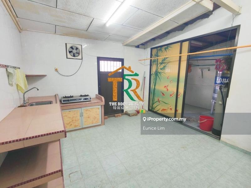 Rumah Berangkai 2 Tingkat untuk Dijual di Taman Bunga Mawar, Muar oleh Eunice Lim - iProperty.com.my