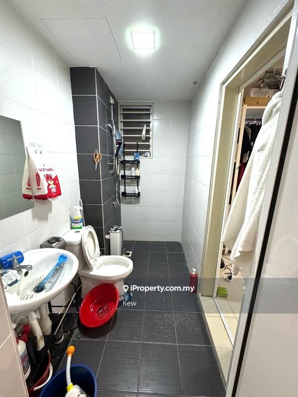 Service Residence for Sale in Maxim Residences by Kew - iProperty.com.my