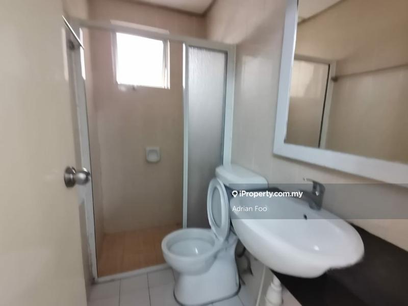 Service Residence for Sale in Dorchester by Adrian Foo - iProperty.com.my