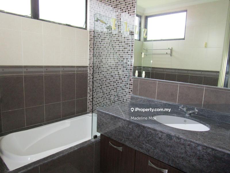 Condominium for Rent in Bangsar Puteri by Madeline Mok - En suite Master Bathroom - iProperty.com.my