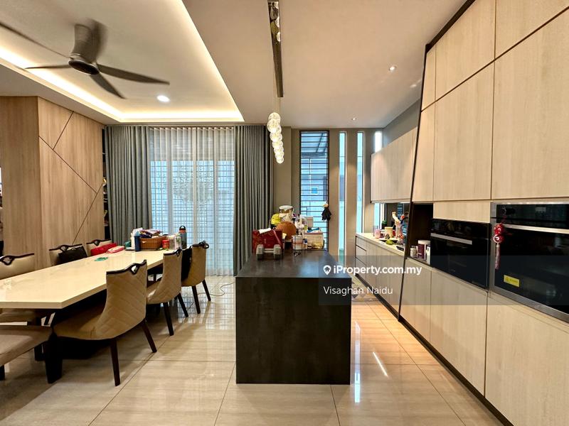 Bungalow House untuk Dijual di Bandar Country Homes, Rawang oleh Visaghan Naidu - iProperty.com.my