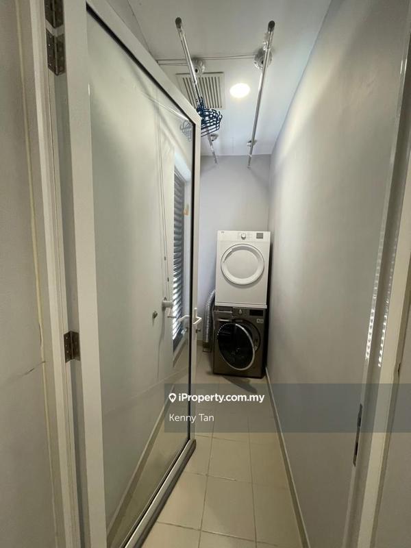 For Sale - Dianthus @ Tropicana Gardens