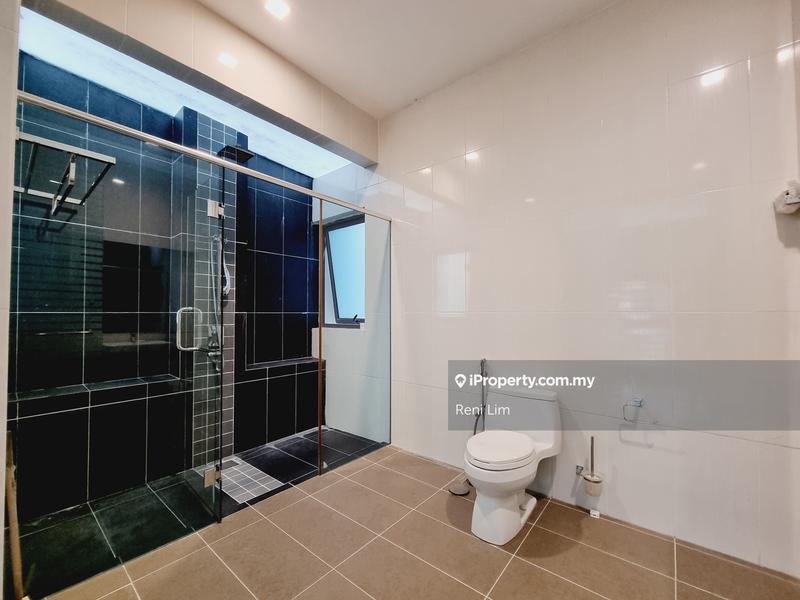 Bungalow House for Sale in Kota Damansara, Selangor by Reni Lim - iProperty.com.my