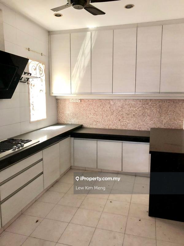 Rumah Berangkai 3 Tingkat untuk Dijual di Jalan Ipoh, Kuala Lumpur oleh Lew Kim Meng - iProperty.com.my