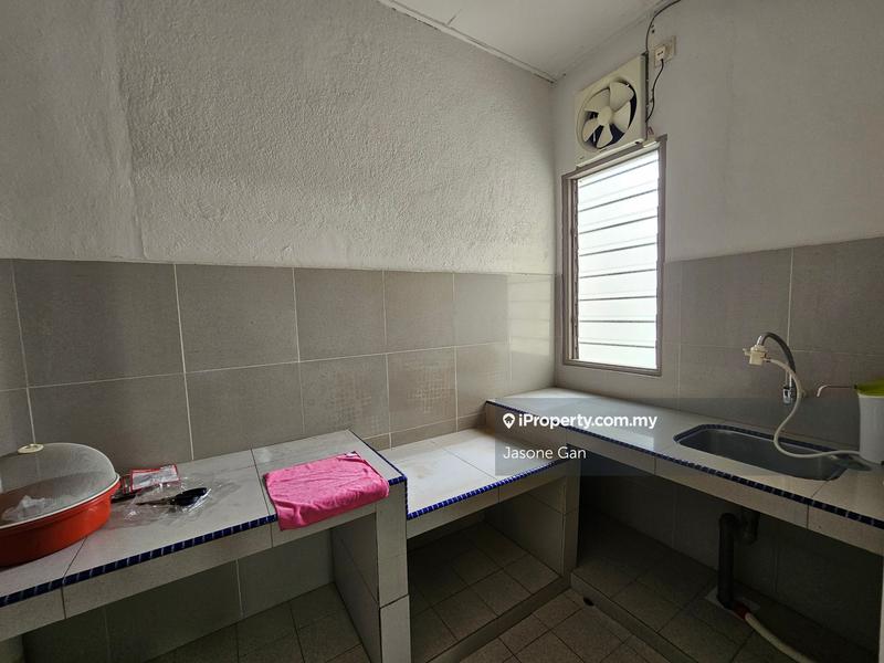 Townhouse for Sale in Cheng, Melaka by Jasone Gan - iProperty.com.my