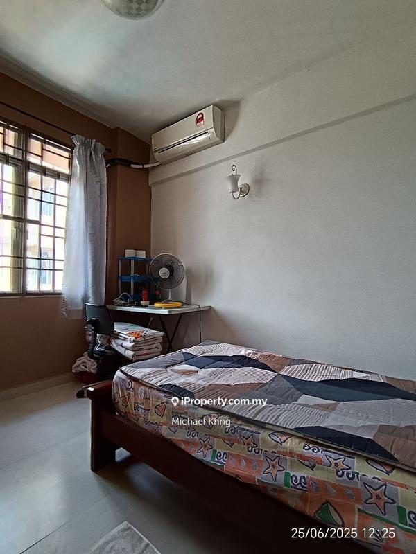 Kondominium untuk Dijual di Azuria Condominium oleh Michael Khng - iProperty.com.my