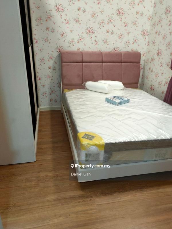 For Rent - Colonial @ Empire City