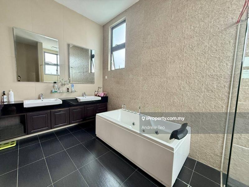 Banglo untuk Dijual di Setia Tropika, Johor Bahru oleh Andrew Teo - iProperty.com.my