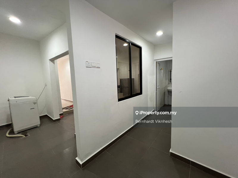 1-storey Terraced House for Sale in Seksyen 8, Petaling Jaya by Bernhardt Viknhesh - iProperty.com.my