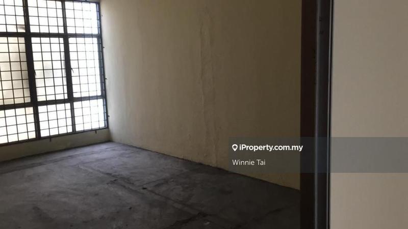 Shop for Sale in Taman Connaught, Cheras by Winnie Tai - iProperty.com.my