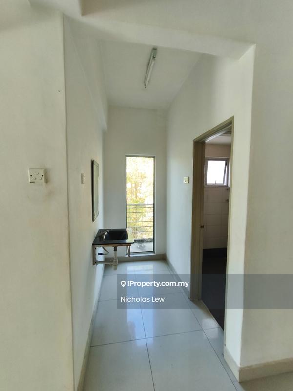 Condominium for Sale in Bayan Villa, Seri Kembangan by NK Lew - iProperty.com.my