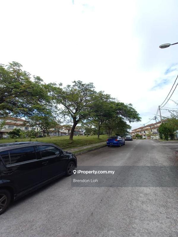 Rumah Berkembar untuk Dijual di Taman Mutiara Indah, Puchong oleh Brendon Loh - iProperty.com.my