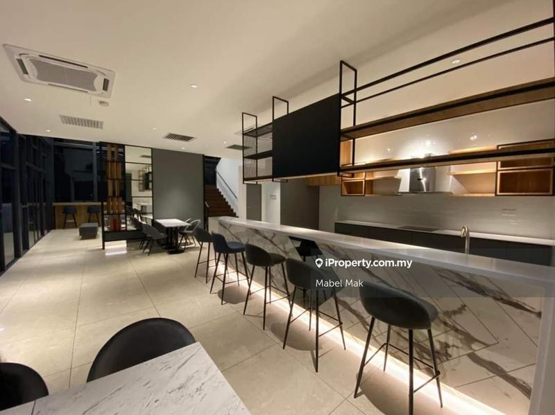 Residensi Servis untuk Dijual di Far East oleh Mabel Mak - iProperty.com.my