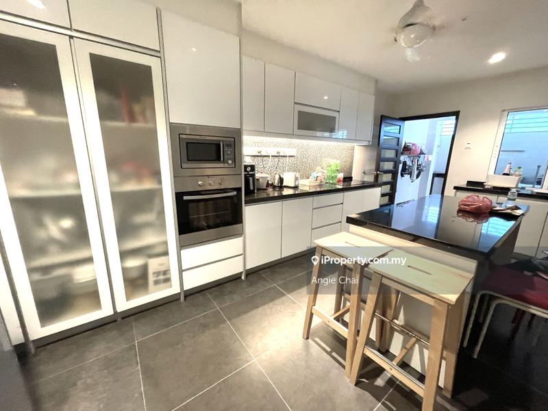 Rumah Berkembar untuk Dijual di SS 21, Damansara Utama, Petaling Jaya oleh Angie Chai - iProperty.com.my