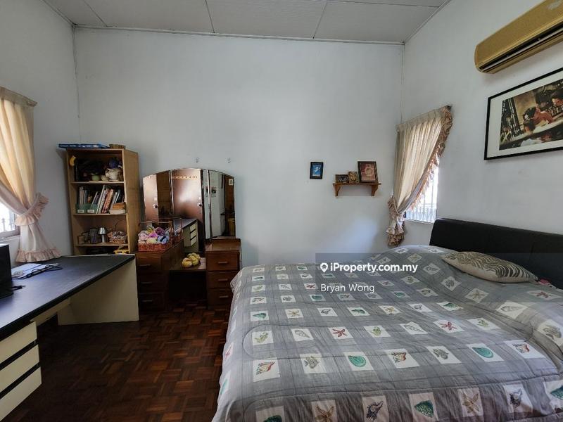 Semi-Detached House for Sale in Damansara Jaya, Petaling Jaya by Bryan Wong - iProperty.com.my