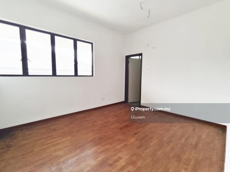 Bungalow House for Sale in Taman Adda Heights, Tebrau by Qiuwen - iProperty.com.my