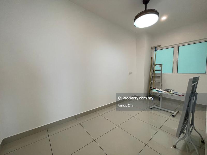 Kondominium untuk Dijual di Southbay Plaza oleh Amos Sin - iProperty.com.my