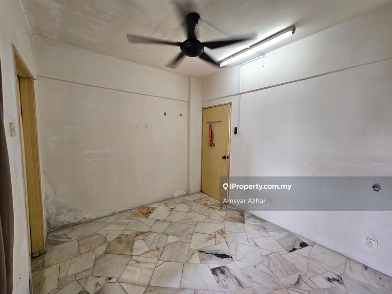 Apartment for Sale in Residensi Warnasari 1 by Amsyar Azhar - iProperty.com.my