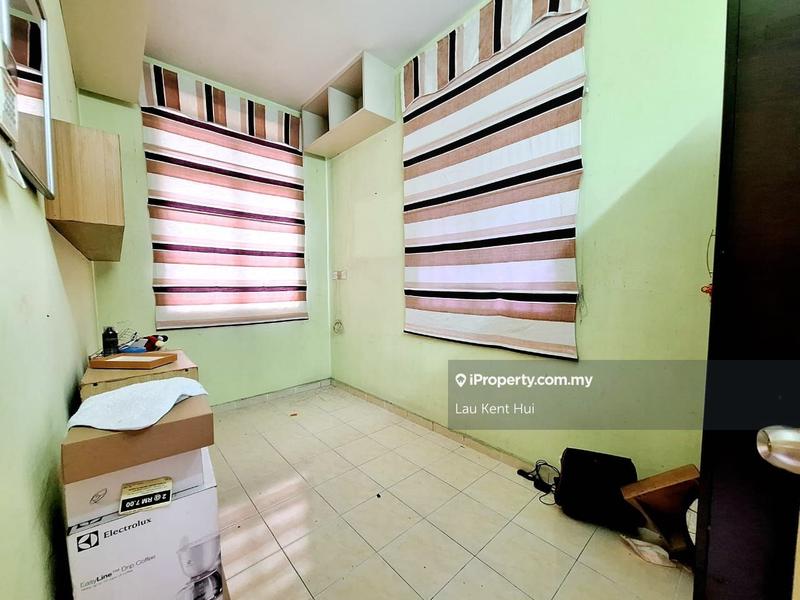 1-storey Terraced House for Sale in Taman Dato Demang, Seri Kembangan by Lau Kent Hui - iProperty.com.my