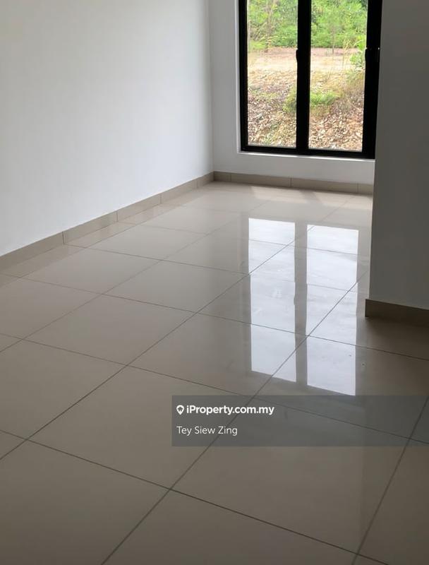Rumah Bandar untuk Dijual di 28 Residency, Salak Tinggi, Sepang, Sepang oleh Tey Siew Zing - iProperty.com.my
