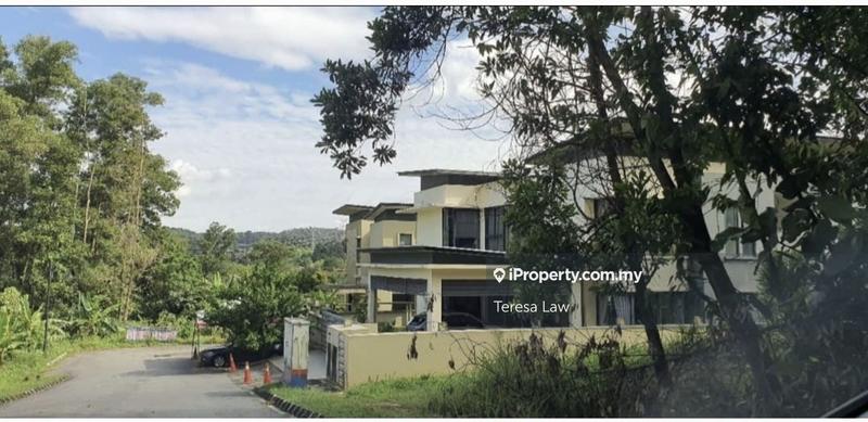 Tanah Banglo untuk Dijual di Bandar Putra Permai, Seri Kembangan oleh Teresa Law - iProperty.com.my
