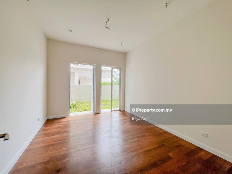 Rumah Berkembar untuk Dijual di Serene Mont Kiara Hartamas Kuala Lumpur, Sri Hartamas oleh Bilya Ariff - iProperty.com.my