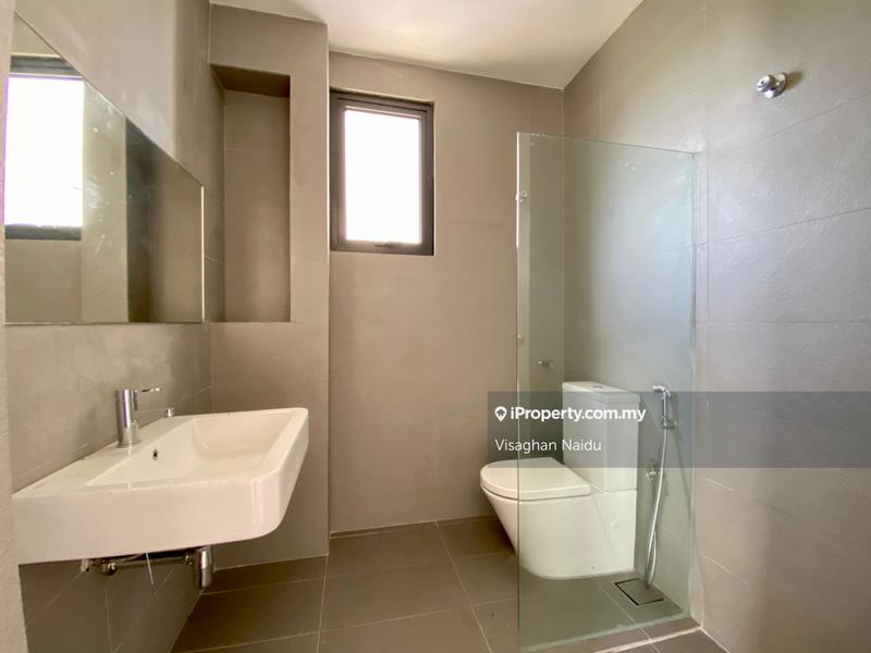 3.5-storey Terraced House for Sale in Fields of Gold Villa Senja Rawang, Rawang by Visaghan Naidu - iProperty.com.my
