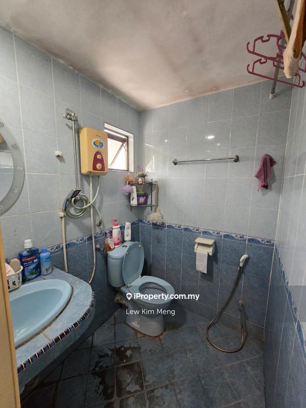 Bungalow House for Sale in Taman Kepong, Kepong by Lew Kim Meng - iProperty.com.my