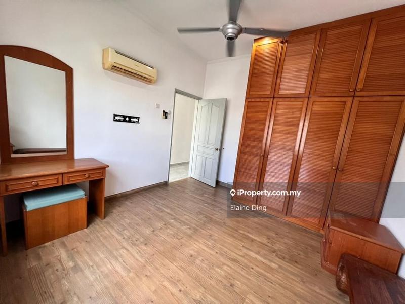 Rumah Bandar untuk Disewa di Country Heights, Kajang oleh Elaine Ding - iProperty.com.my