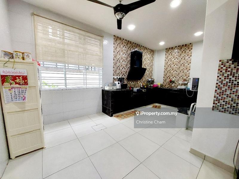 Cluster House for Sale in Taman Daiman Jaya, Kota Tinggi by Christine Cham - iProperty.com.my