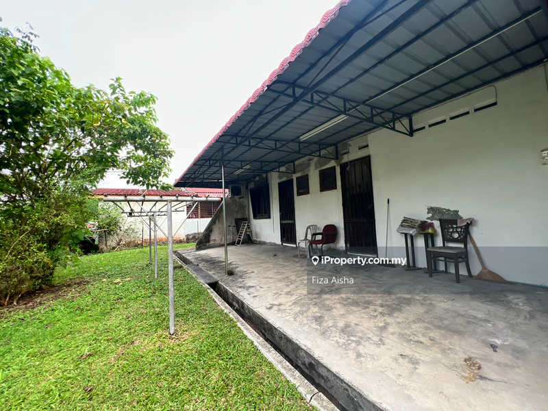 Bungalow House for Sale in Jalan Yusof Taha, Johor Bahru by Fiza Aisha - iProperty.com.my