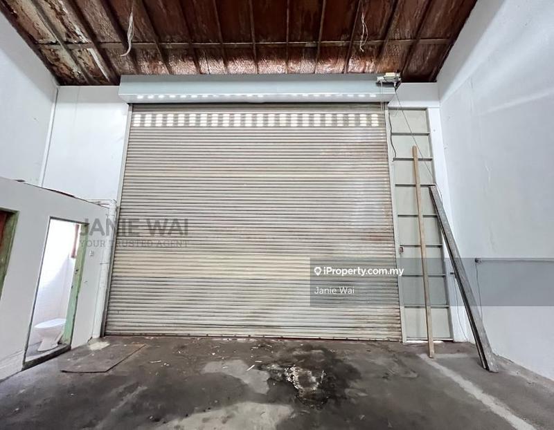 Kilang Teres untuk Dijual di Seri Kembangan, Seri Kembangan oleh Janie Wai - iProperty.com.my