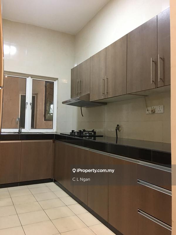 Service Residence for Sale in Waldorf Tower by C L Ngan - iProperty.com.my
