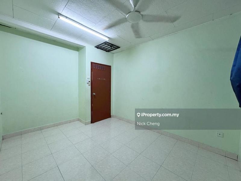 Rumah Berangkai 2 Tingkat untuk Dijual di Taman Bestari Indah@Double Storey Medium Low Cost, Ulu Tiram oleh Nick Cheng - iProperty.com.my