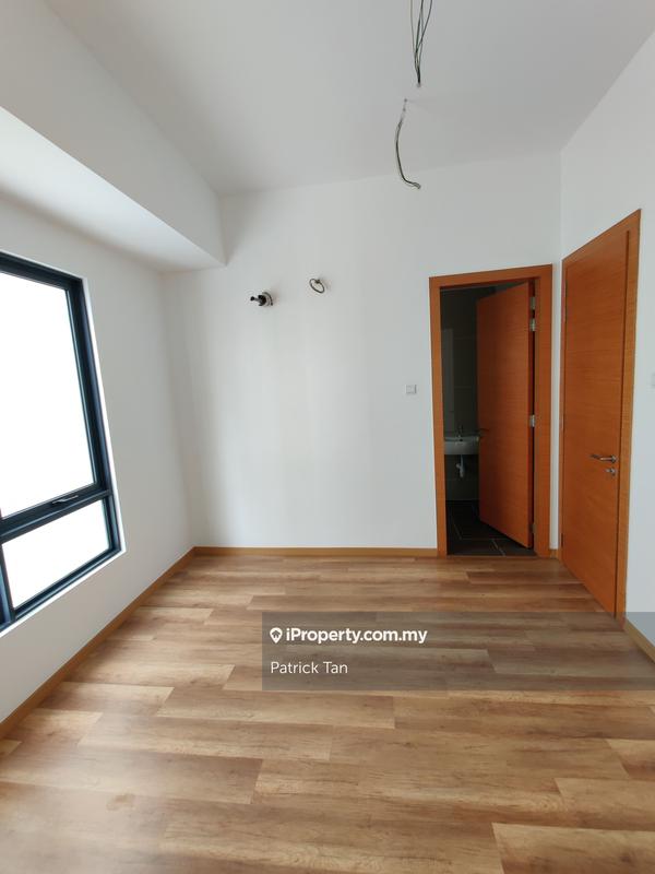 Rumah Berangkai 3.5 Tingkat untuk Dijual di Empire Residence, Damansara Perdana oleh Patrick Tan - iProperty.com.my