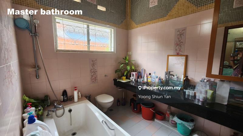 Bungalow House for Sale in Klebang, Melaka by Yoong Shiun Yan - iProperty.com.my