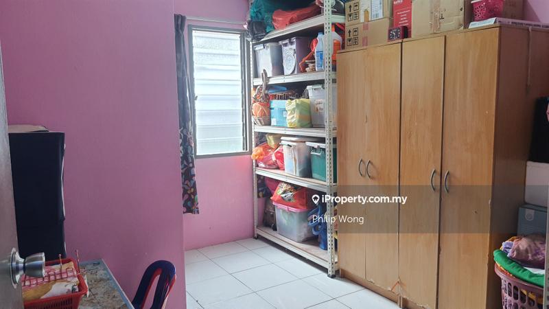 Rumah Teres 2-Tingkat untuk Dijual di Taman Bukit Serdang, Seri Kembangan oleh Philip Wong - iProperty.com.my