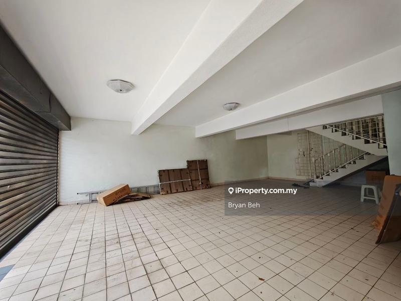 Bungalow House for Sale in Taman Taynton View, Cheras by Bryan Beh - iProperty.com.my