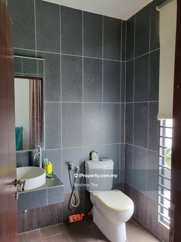Rumah Berangkai 2 Tingkat untuk Dijual di Shah Alam, Glenmarie oleh Andrew Tee - iProperty.com.my