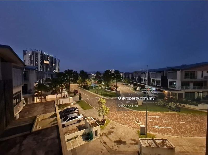 3-storey Terraced House untuk Dijual di D'Island, Puchong oleh Vincent Lim - iProperty.com.my