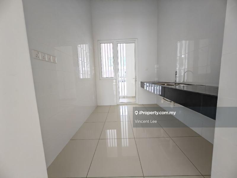 Rumah Berangkai 2 Tingkat untuk Dijual di Eco Majestic, Semenyih oleh Vincent Lee - iProperty.com.my
