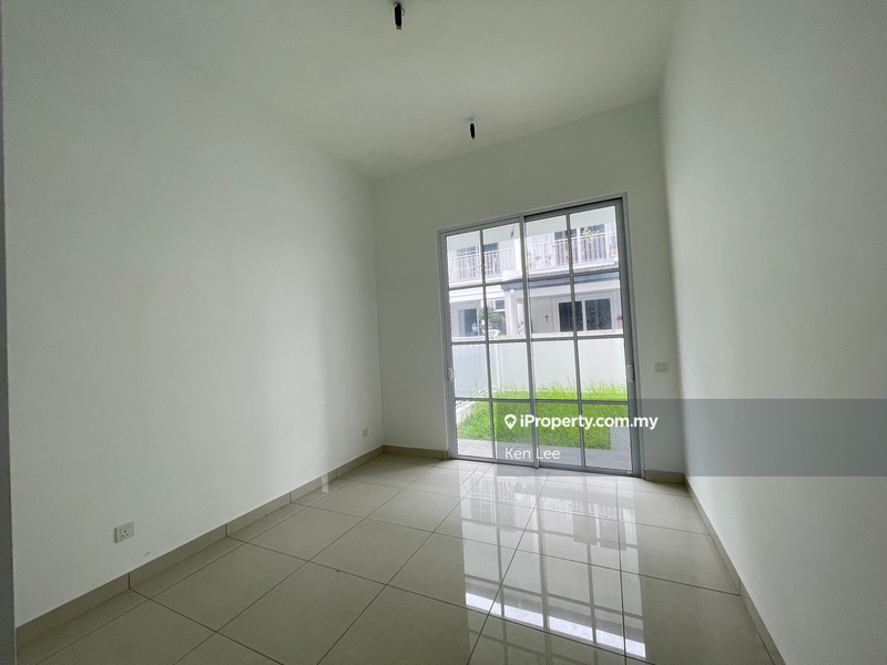 Semi-Detached House for Sale in Eco Majestic, Semenyih by Ken Lee - iProperty.com.my
